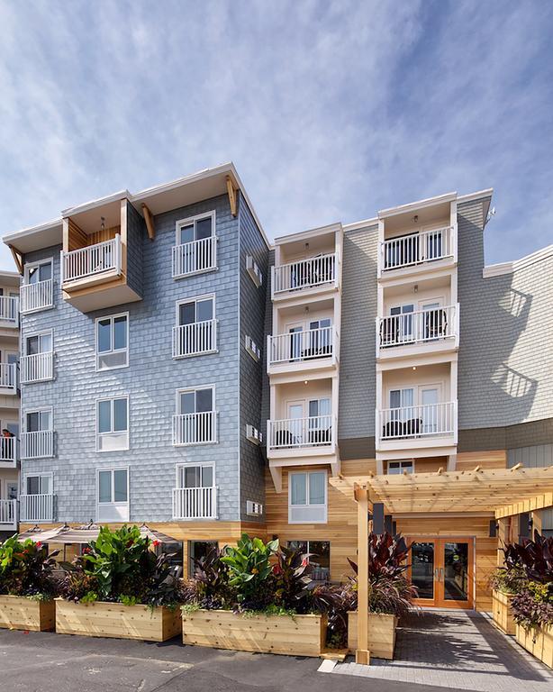 Rockland Harbor Hotel Экстерьер фото