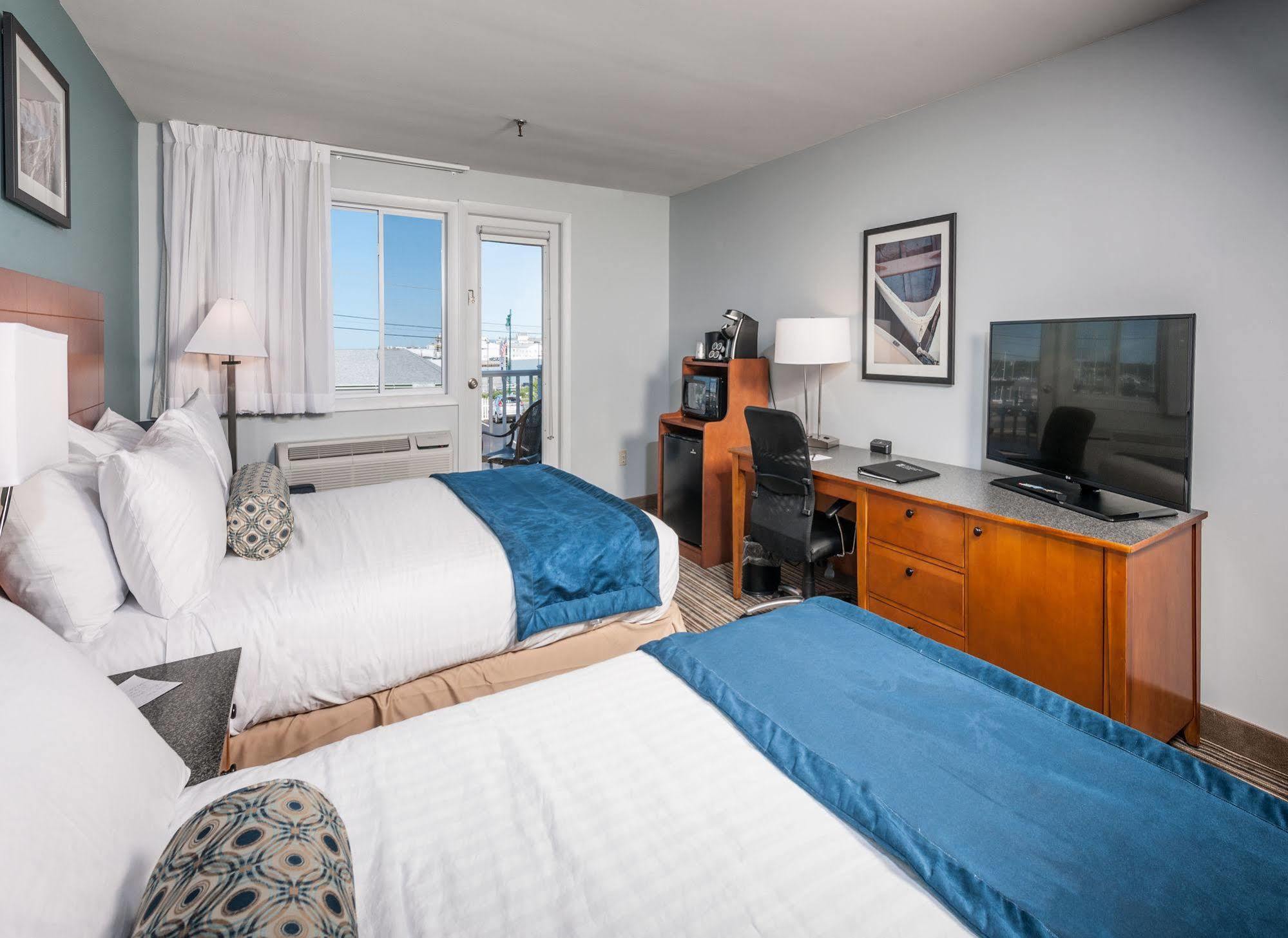 Rockland Harbor Hotel Экстерьер фото